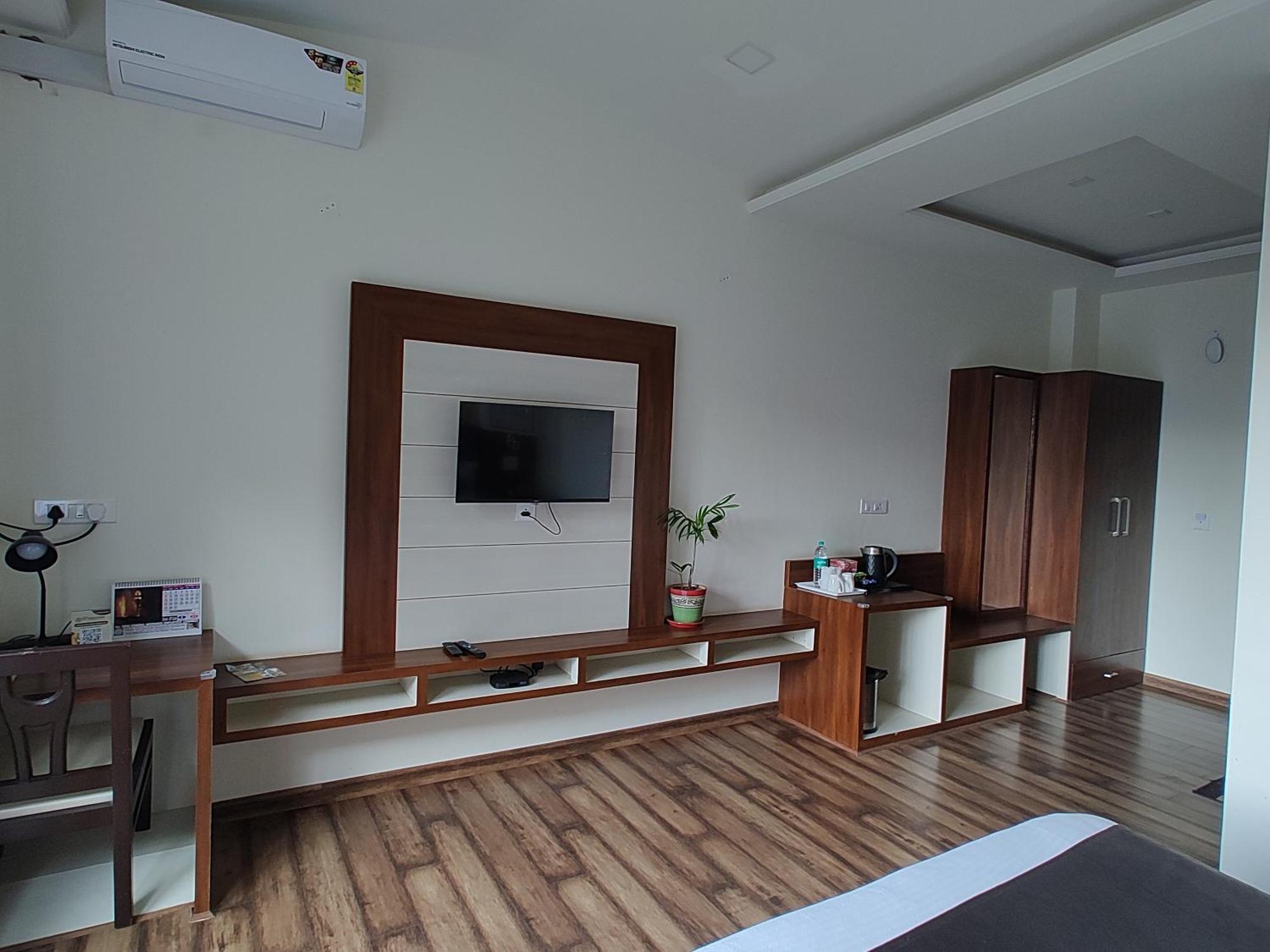Hotel Le Halcyon , Kasauli Солан Екстериор снимка